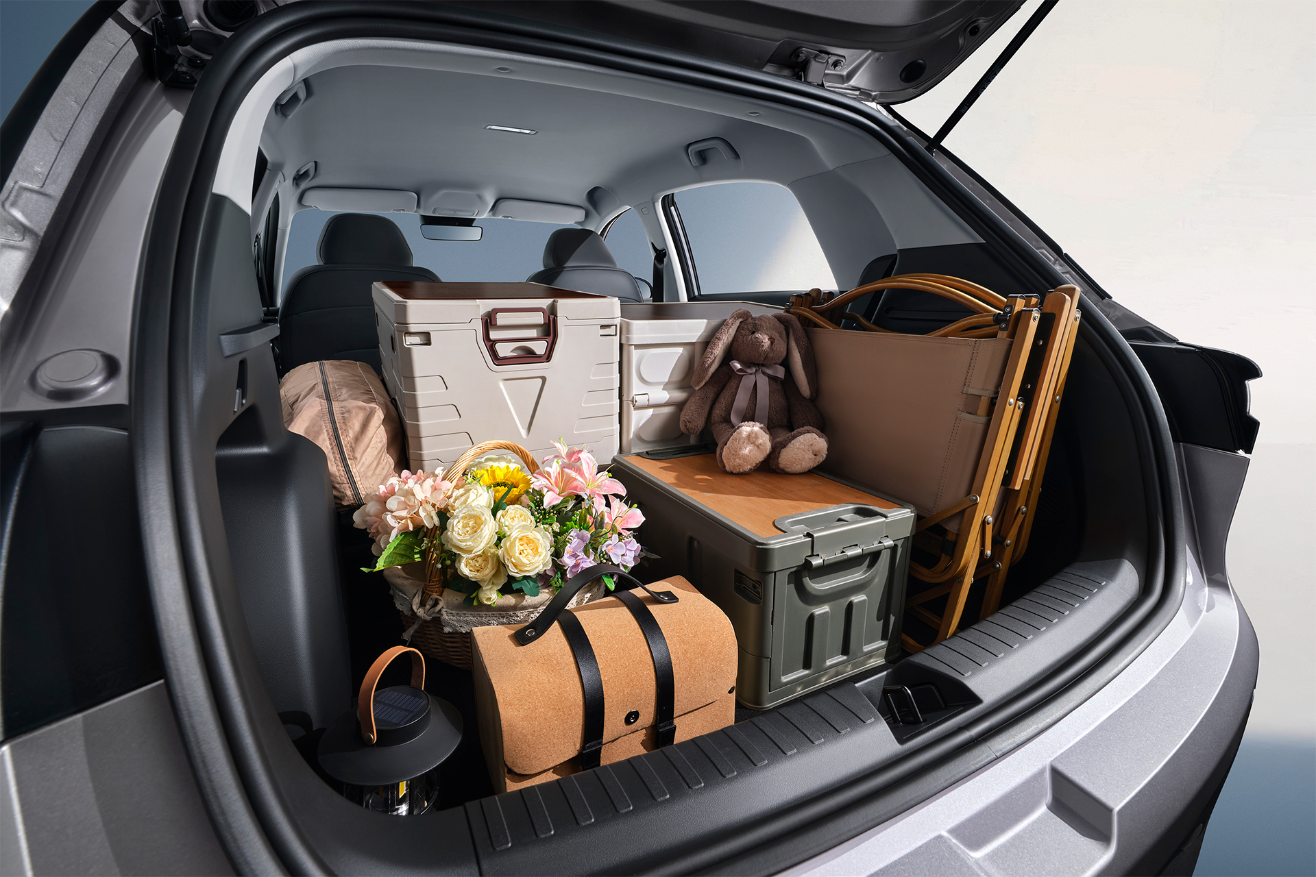 Geely-EX2-boot.jpg