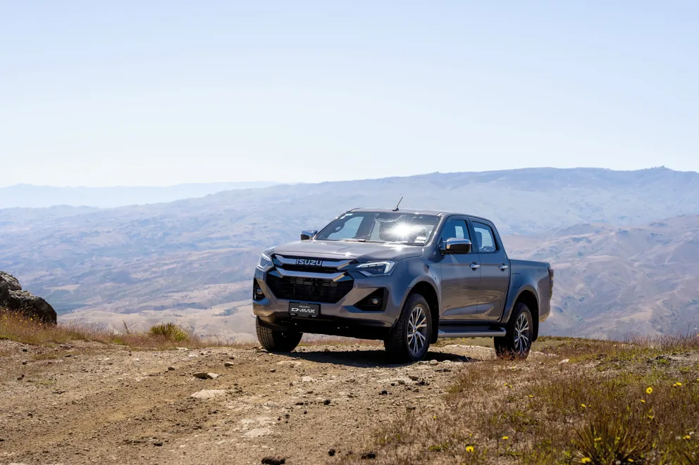 D-MAX-14.jpg